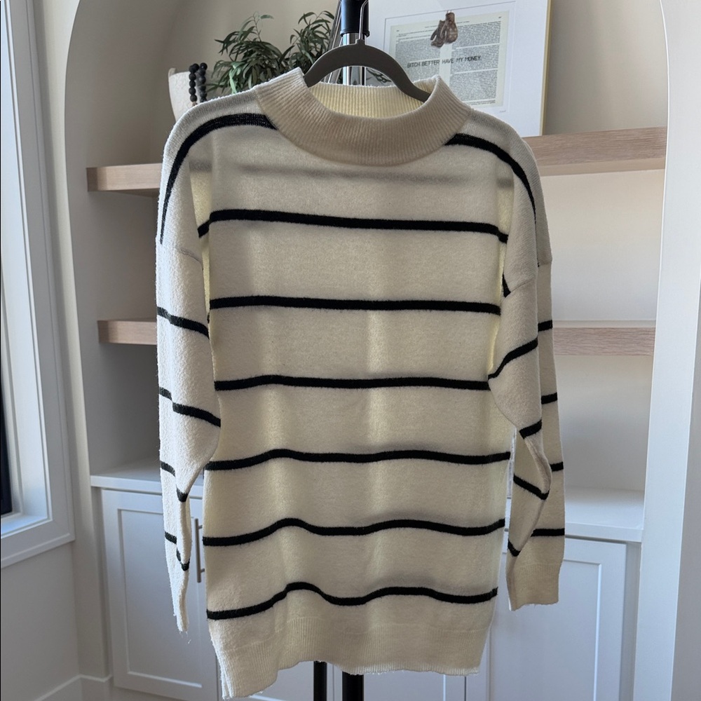 A New Day Striped White and Black Women's Sweater